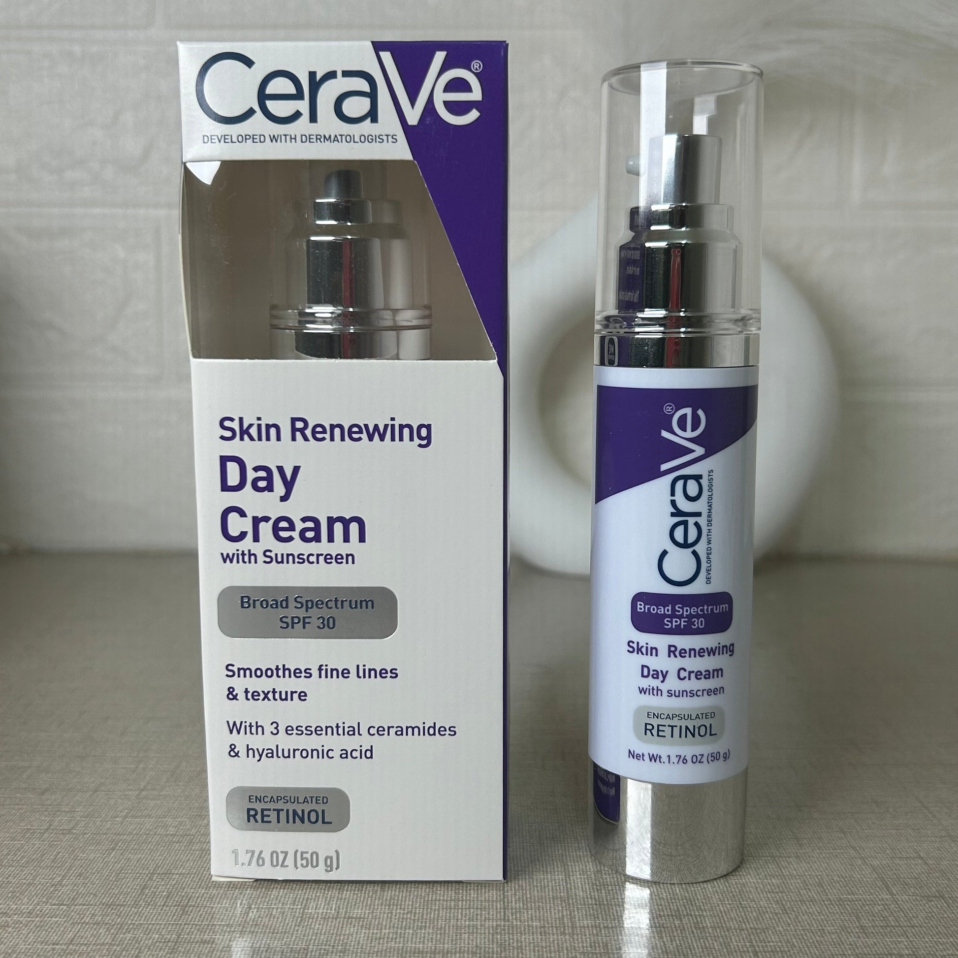 Cerave Skin Renewing Day Cream With Sunscreen SPF 30 - Classy Touch Pk